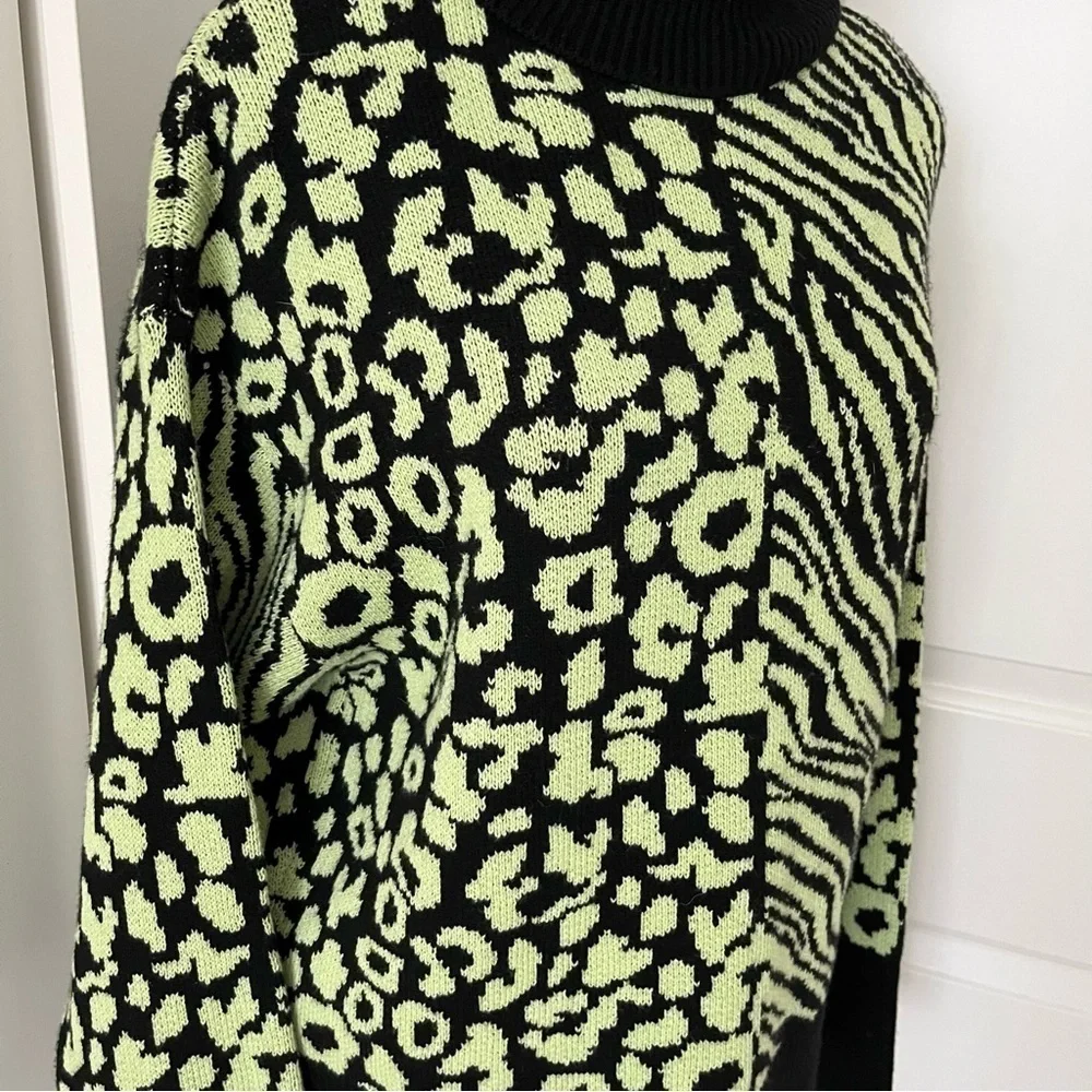 ZARA Chunky Mod Turtleneck Sweater – Leopard Zebra Print, Chartreuse, Size M - Picture 7 of 16